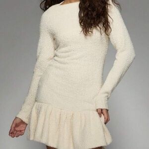 MISSGUIDED Fluffy Bubble Hem Mini Dress Soft Cozy Winter Holiday Party